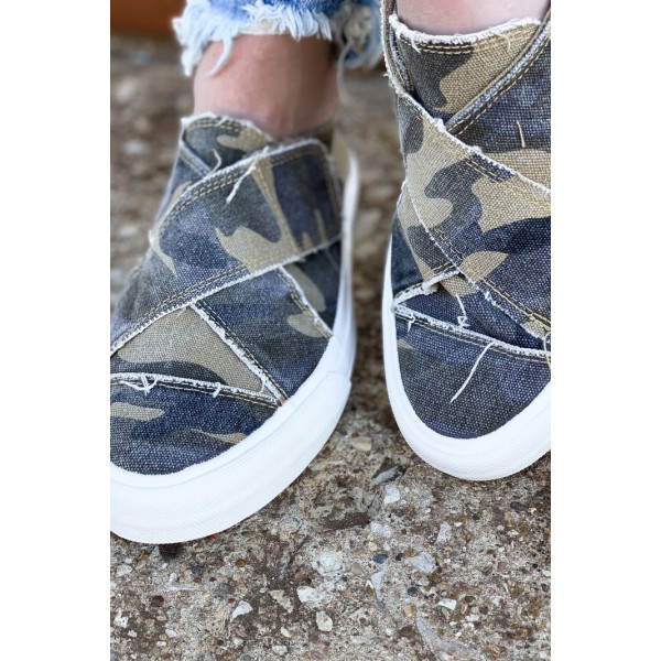 Cross Straps Camo Flat Canvas Sneakers 