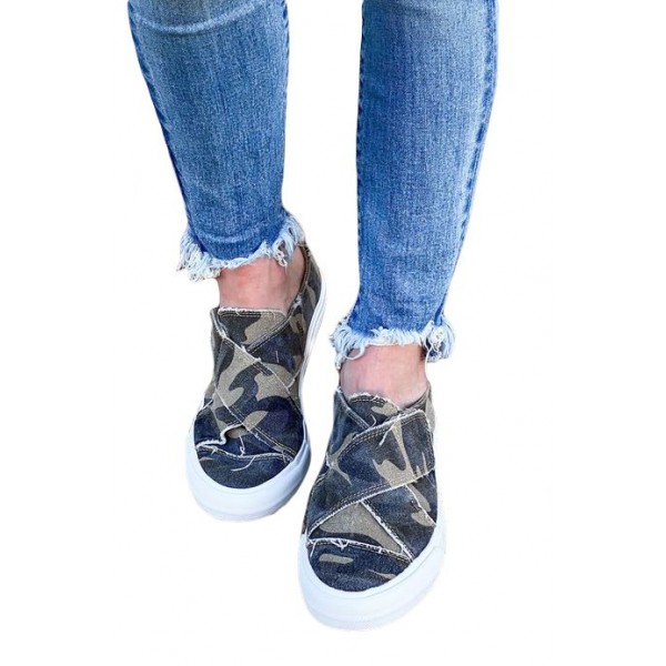 Cross Straps Camo Flat Canvas Sneakers 